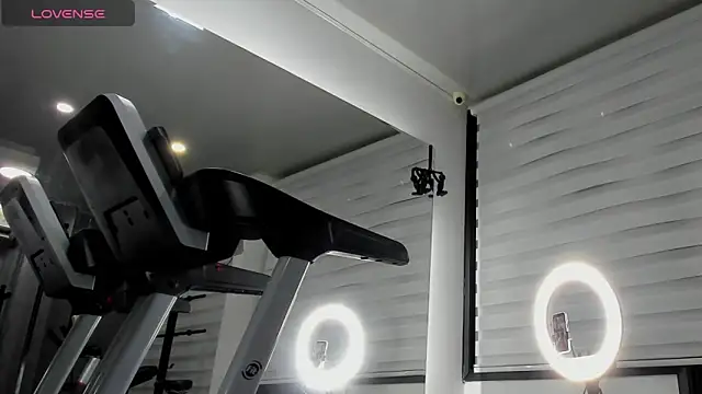 JoshMillerr  online show from 05.11.26