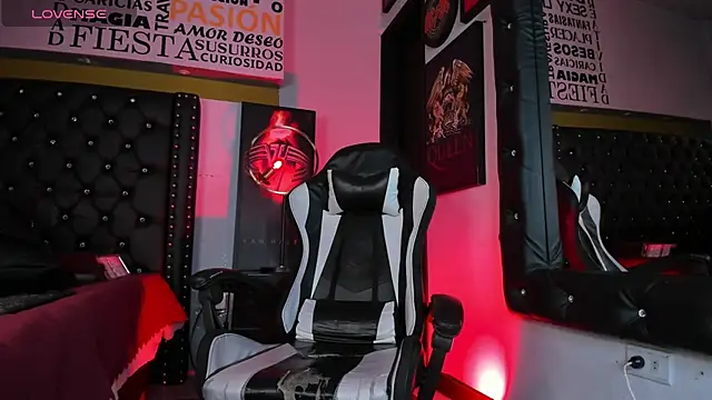 JoshMillerr  online show from 07.04.26