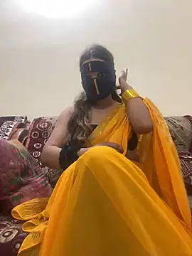 HoneyBearCpl online show from 01.02.25