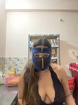 HoneyBearCpl online show from 02.06.25