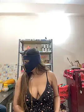 HoneyBearCpl online show from 02.08.25