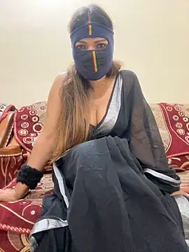 HoneyBearCpl online show from 02.10.25