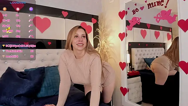 Snapshot of CarlaRossi_ chatting on 02.11.25 CarlaRossi online show from 02.11.25