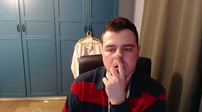 CuteMan33 online show from 02.20.25