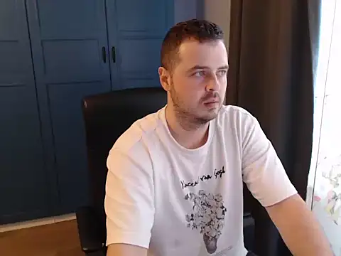 CuteMan33 online show from 09.12.25