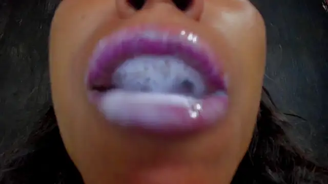 Snapshot of KamariaFyre chatting on 02.12.25 KamariaFyre online show from 02.12.25