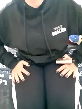 ShadiaStar online show from 11.26.25