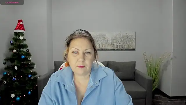 Milana Blake online show from 12.17.24