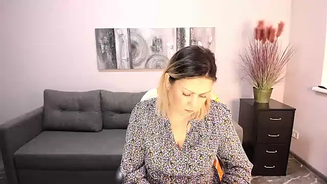 Milana Blake online show from 02.05.25