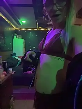 Stonermama666420 online show from 04.25.26
