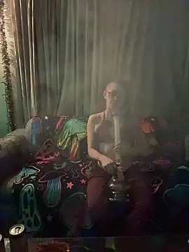 Stonermama666420 online show from 04.26.26