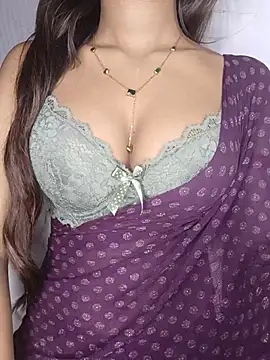 Snapshot of sexyriya_008 chatting on 07.20.26 sexyriya 008 online show from 07.20.26