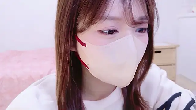 Snapshot of Runarunapi chatting on 11.10.25 Runarunapi online show from 11.10.25