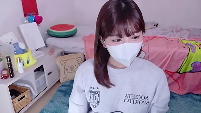 Snapshot of Runarunapi chatting on 01.10.26 Runarunapi online show from 01.10.26