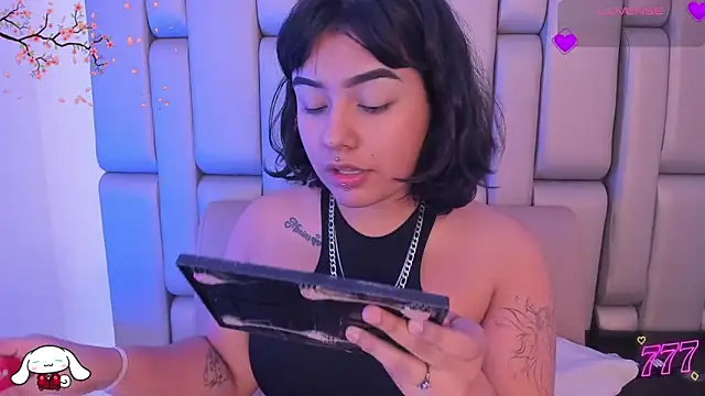 Snapshot of _sowy_venus_ chatting on 03.21.26 sowy venus online show from 03.21.26