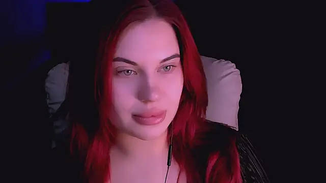 Snapshot of evaharve chatting on 03.27.26 evaharve online show from 03.27.26