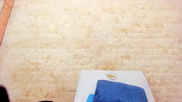 Snapshot of mia_roldan_ chatting on 01.10.26 mia roldan online show from 01.10.26