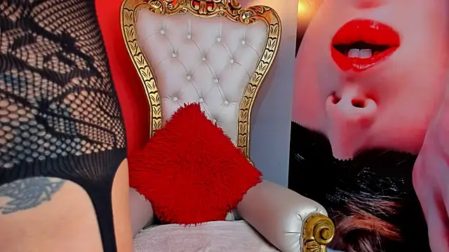 Snapshot of slutty_venus chatting on 12.27.24 slutty venus online show from 12.27.24