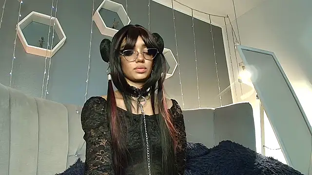 Snapshot of slutty_venus chatting on 01.20.25 slutty venus online show from 01.20.25