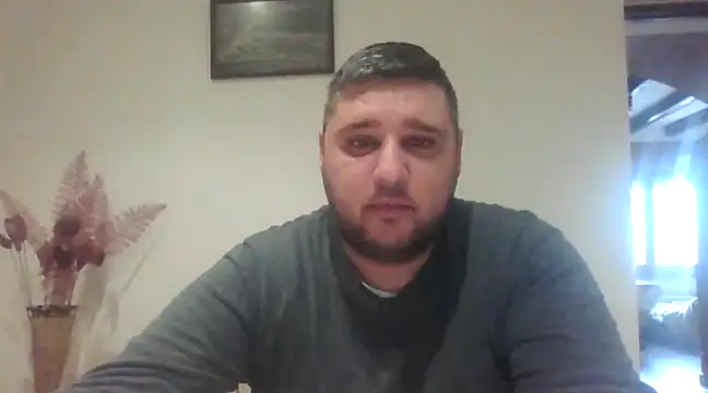 Snapshot of _revianzip1 chatting on 12.10.24  revianzip1 online show from 12.10.24