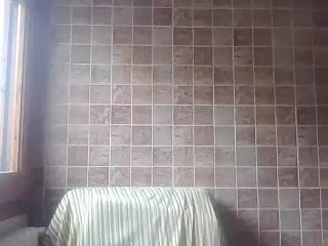 Snapshot of _revianzip1 chatting on 12.24.24  revianzip1 online show from 12.24.24