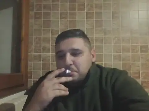 Snapshot of _revianzip1 chatting on 12.27.24  revianzip1 online show from 12.27.24