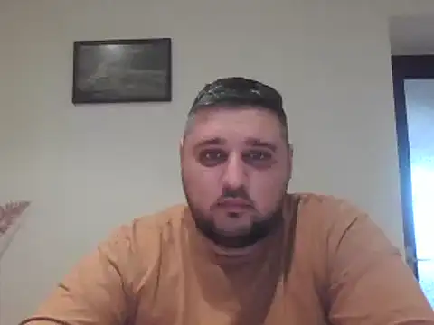 Snapshot of _revianzip1 chatting on 01.28.25  revianzip1 online show from 01.28.25