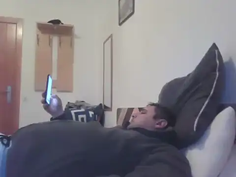 Snapshot of _revianzip1 chatting on 02.15.25  revianzip1 online show from 02.15.25