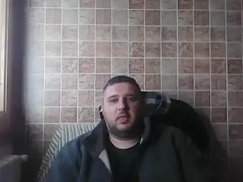 Snapshot of _revianzip1 chatting on 02.26.25  revianzip1 online show from 02.26.25