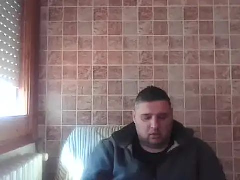 Snapshot of _revianzip1 chatting on 03.17.25  revianzip1 online show from 03.17.25