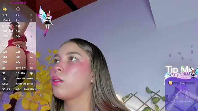 Snapshot of HaleyAmaya chatting on 07.30.26 HaleyAmaya online show from 07.30.26
