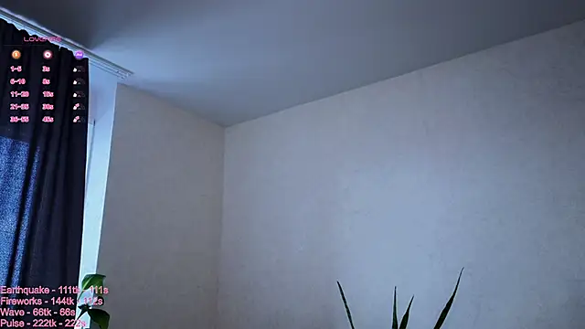 Snapshot of WiloneEsse chatting on 02.25.25 WiloneEsse online show from 02.25.25