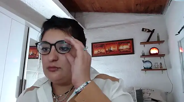 infiernowoman23 online show from 12.25.24