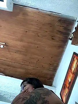 infiernowoman23 online show from 01.10.25