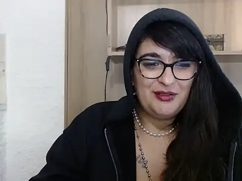 infiernowoman23 online show from 01.18.25