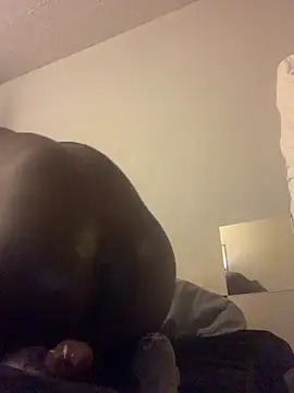 Shawtyblaque21 online show from 04.29.26