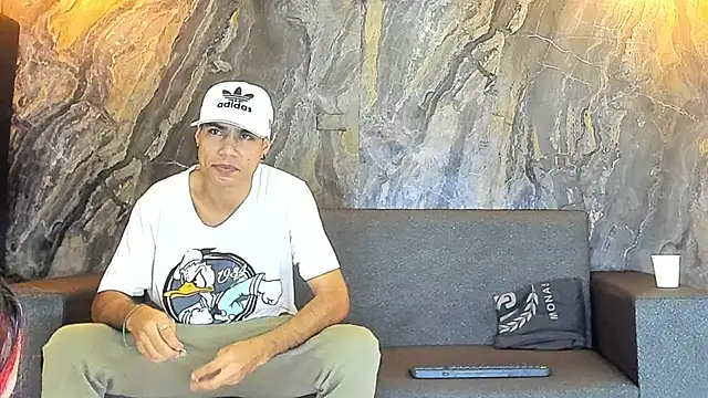 Duodreamhot online show from 12.16.24