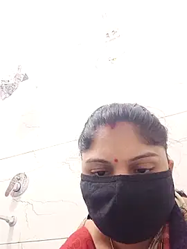 Snapshot of Cute-Aadhvita chatting on 02.14.26 Cute-Aadhvita online show from 02.14.26