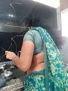 Snapshot of Cute-Aadhvita chatting on 03.10.26 Cute-Aadhvita online show from 03.10.26