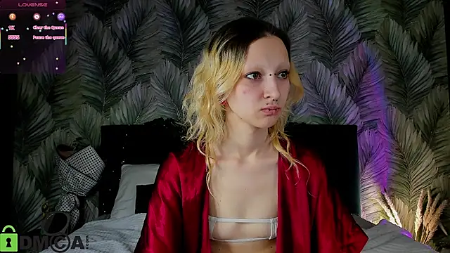 Lexy-Woorhez online show from 12.22.25