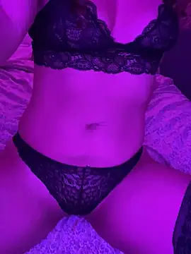 Snapshot of ImImmy chatting on 12.13.24 ImImmy online show from 12.13.24