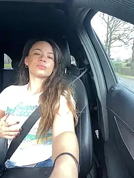 Snapshot of ImImmy chatting on 01.08.25 ImImmy online show from 01.08.25