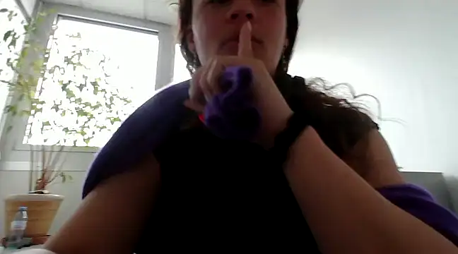 Snapshot of ImImmy chatting on 02.10.25 ImImmy online show from 02.10.25