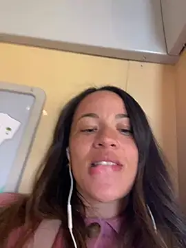 Snapshot of ImImmy chatting on 02.17.25 ImImmy online show from 02.17.25