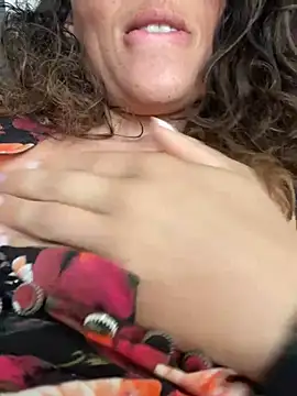 Snapshot of ImImmy chatting on 02.20.25 ImImmy online show from 02.20.25