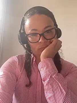 Snapshot of ImImmy chatting on 03.11.25 ImImmy online show from 03.11.25