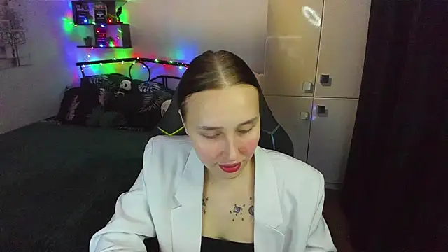 LinaTruly online show from 02.09.26