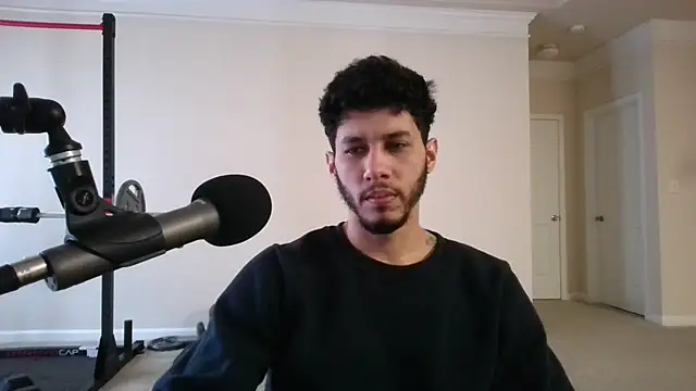 Snapshot of DamnKevin chatting on 01.15.25 DamnKevin online show from 01.15.25