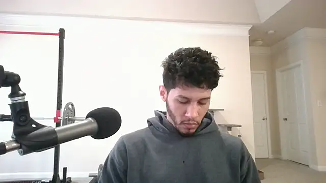 Snapshot of DamnKevin chatting on 03.18.25 DamnKevin online show from 03.18.25