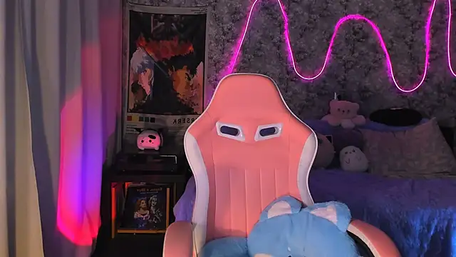 Snapshot of Inma_Lewdness chatting on 03.01.25 Inma Lewdness online show from 03.01.25